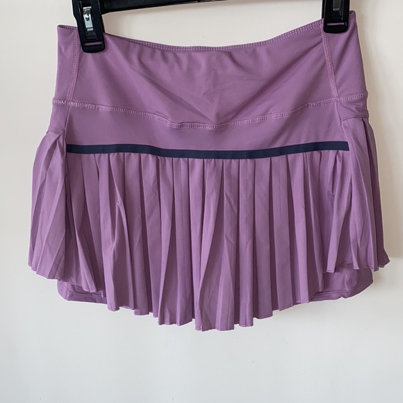 Tennis skirt with built in shorts; size XL( fits more like a medium/large);NWOT - Picture 9 of 11
